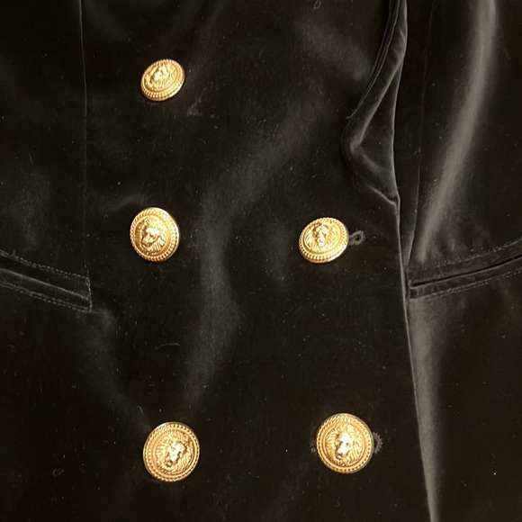 Classic Balmain Velvet Blazer - Picture 5 of 7